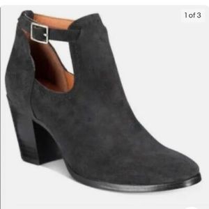 Frye Megan Shootie - suede black size 11